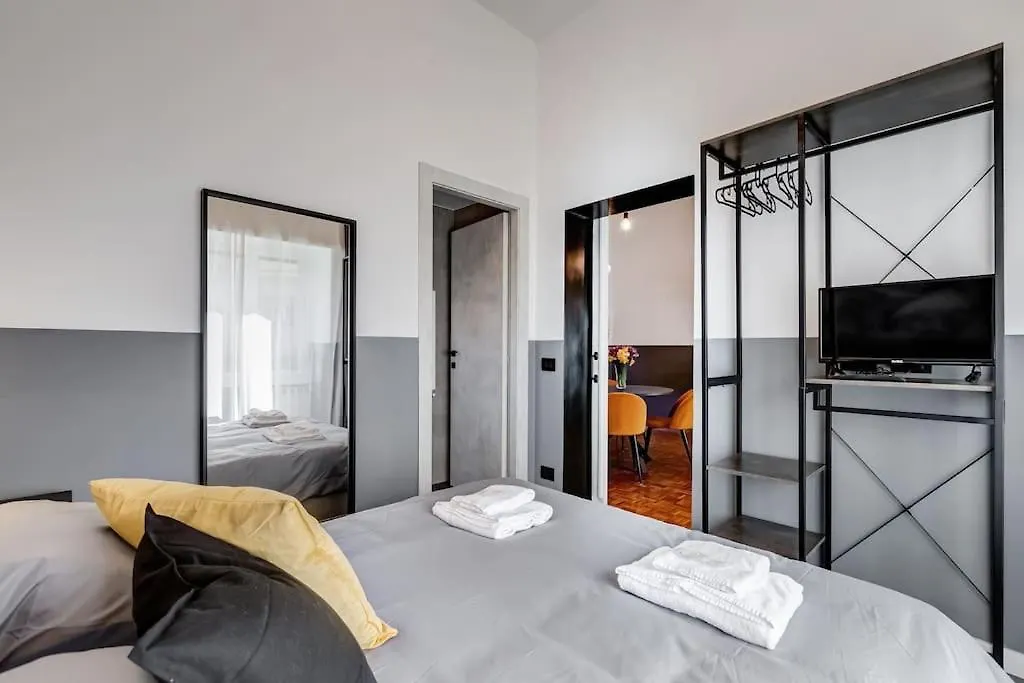 Classy Apt In The Richest Rome 0*,